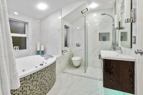 Photo of property in 57 Churchouse Road, Greenhithe, Auckland, 0632