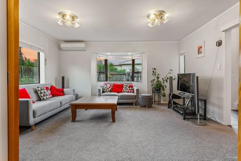 Photo of property in 24b New Windsor Road, Avondale, Auckland, 0600