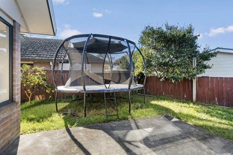 Photo of property in 143a Colwill Road, Massey, Auckland, 0614