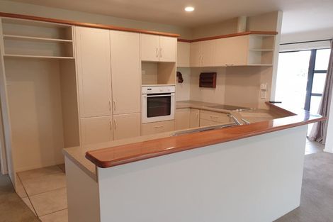 Photo of property in 6 Saint Hill Lane, Havelock North, 4130