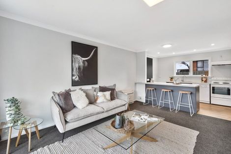 Photo of property in 2/84 Roberta Drive, Somerfield, Christchurch, 8024