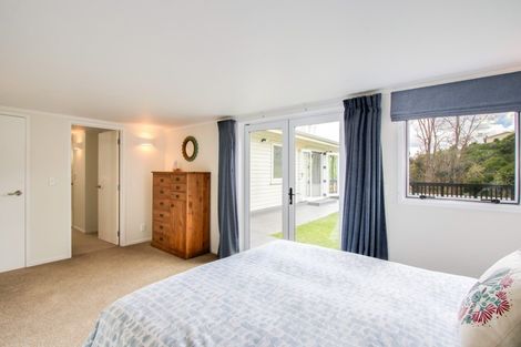 Photo of property in 23 Awarua Crescent, Havelock North, 4130