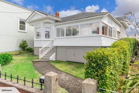 Photo of property in 40 King Edward Parade, Devonport, Auckland, 0624