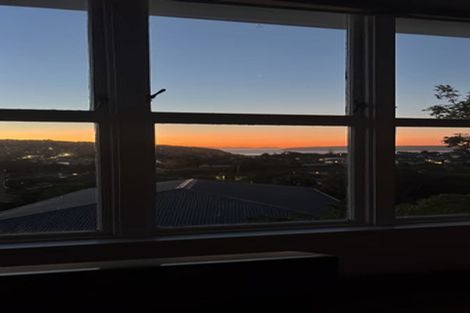 Photo of property in 50 Chaffey Crescent, Titahi Bay, Porirua, 5022