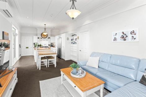 Photo of property in 8 Leven Street, Roslyn, Dunedin, 9010