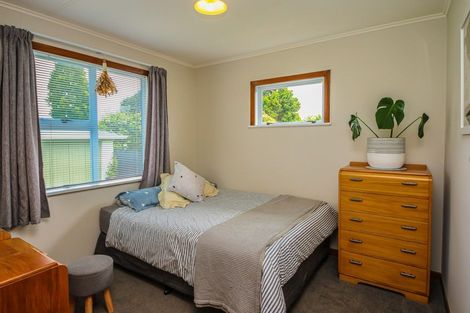 Photo of property in 30 Hadfield Crescent, College Estate, Whanganui, 4500