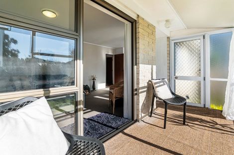 Photo of property in 2/438 Hibiscus Coast Highway, Orewa, 0931