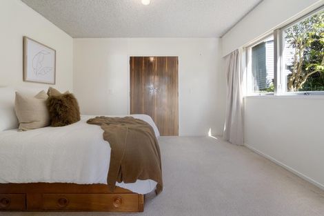 Photo of property in 5 Chapman Road, Te Atatu Peninsula, Auckland, 0610