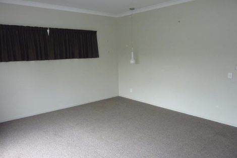 Photo of property in 2 Lakemere Way, Kinloch, Taupo, 3377