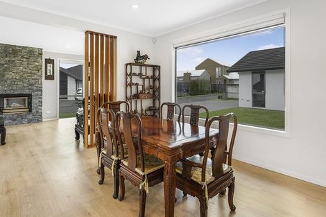 Photo of property in 8 Kemble Place, Flagstaff, Hamilton, 3210