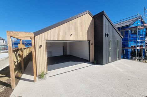 Photo of property in 9 Marsh Street, Jacks Point, 9371