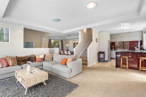 Photo of property in 10b Vancouver Drive, Queenstown, 9300