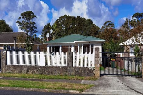 Photo of property in 23 Dale Crescent, Pakuranga, Auckland, 2010