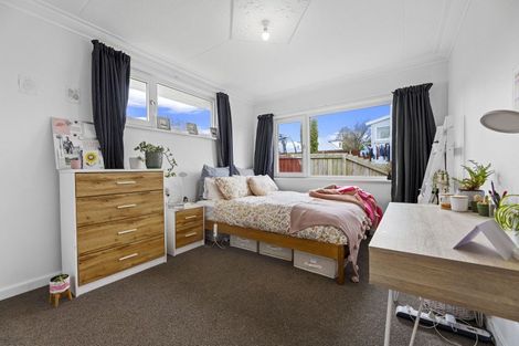 Photo of property in 65 Mornington Road, Balaclava, Dunedin, 9011