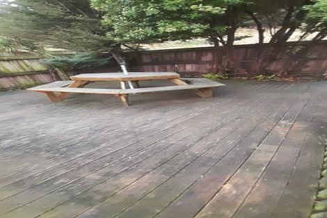 Photo of property in 18 Dickson Street, Macandrew Bay, Dunedin, 9014