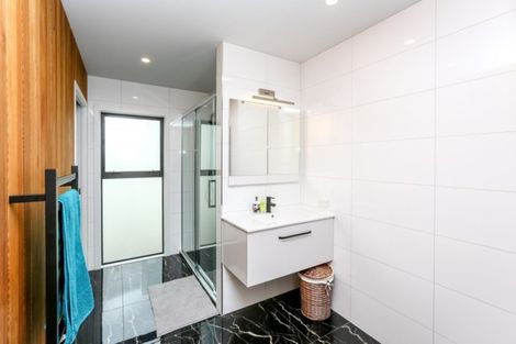 Photo of property in 116 Vivian Street, New Plymouth, 4310