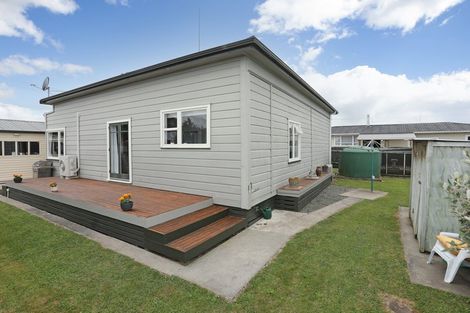 Photo of property in 6 A'court Street, Sanson, 4817