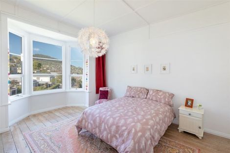 Photo of property in 27 Voelas Road, Lyttelton, 8082