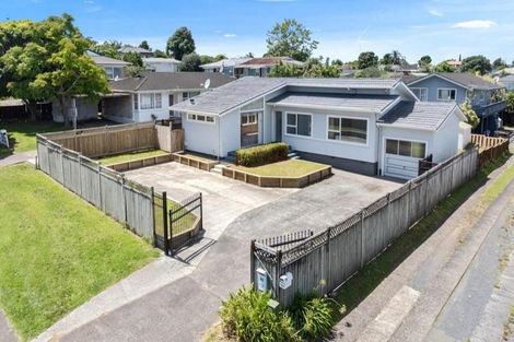 Photo of property in 355 Pakuranga Road, Pakuranga Heights, Auckland, 2010