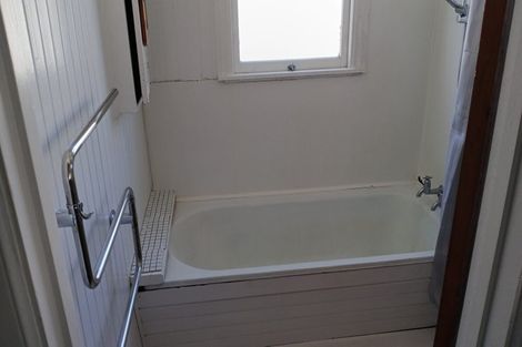Photo of property in 57 Wellington Road, Kilbirnie, Wellington, 6022