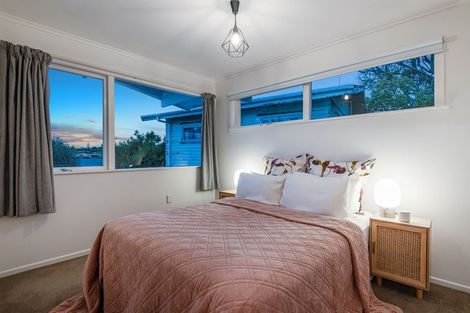 Photo of property in 7 Madison Place, Forrest Hill, Auckland, 0620