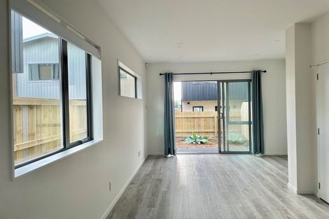 Photo of property in 17 Tokarewa Close, Mount Wellington, Auckland, 1062