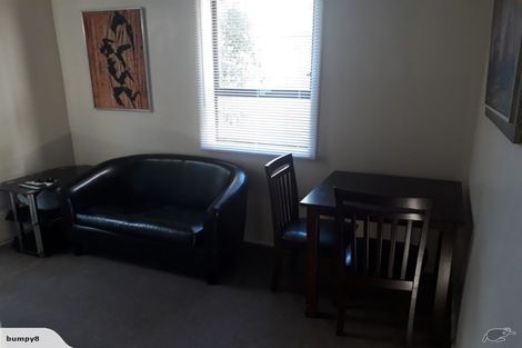 Photo of property in 142 Edgewater Drive, Pakuranga, Auckland, 2010