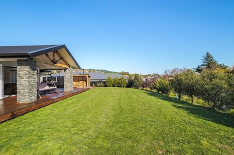 Photo of property in 2 Chatham Street, Waihola, Milton, 9073
