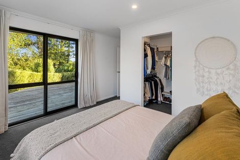 Photo of property in 6 Tarara Lane, Kumeu, 0810