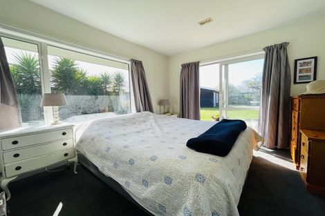 Photo of property in 272 Burwood Road, Burwood, Christchurch, 8083
