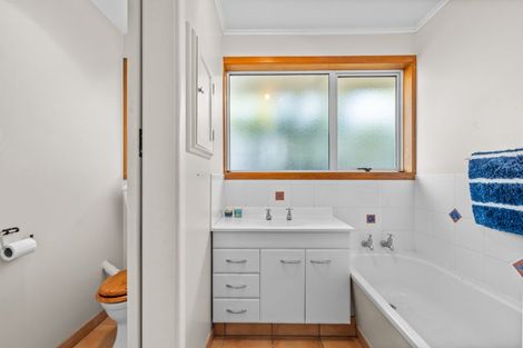 Photo of property in 4 Royalist Avenue, North New Brighton, Christchurch, 8083