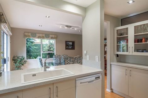 Photo of property in 3 Augusta Place, Forrest Hill, Auckland, 0620