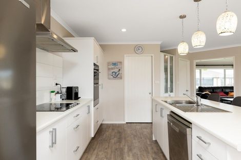 Photo of property in 22 Kapuka Street, Papamoa Beach, Papamoa, 3118