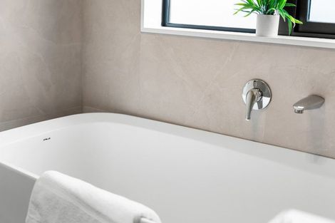 Photo of property in 12 Nanjing Road, Pukekohe, 2120