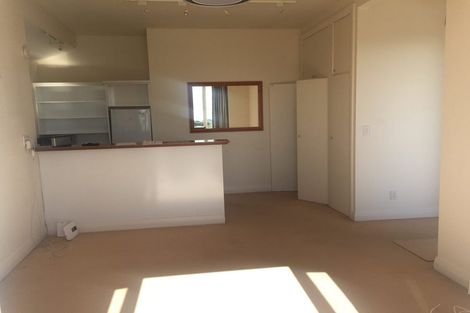 Photo of property in 82 Moana Road, Kelburn, Wellington, 6012