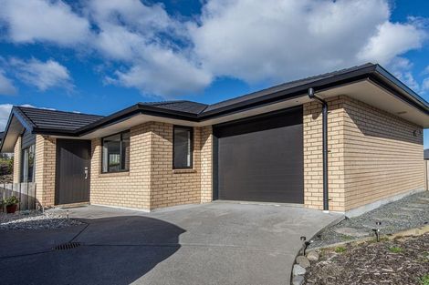 Photo of property in 2 Suncrest Lane, Port Whangarei, Whangarei, 0110