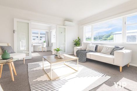 Photo of property in 33 Findlay Street, Tawa, Wellington, 5028