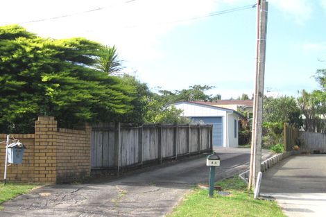 Photo of property in 4a Radiata Lane, Chatswood, Auckland, 0626