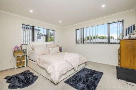 Photo of property in 50a Shirley Avenue, Papakura, 2110