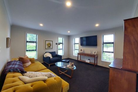 Photo of property in 2 Waitaha Place, Bell Block, New Plymouth, 4312