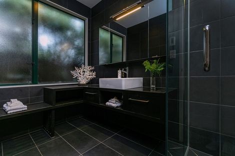 Photo of property in 4 Wharepapa Place, Albany, Auckland, 0632