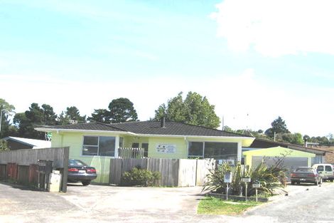 Photo of property in 21 Kapiti Place, Sunnynook, Auckland, 0620