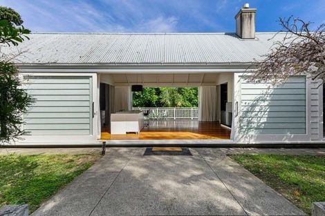 Photo of property in 5 Ringwood Street, Torbay, Auckland, 0630