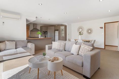 Photo of property in 5 Shire Place, Papamoa Beach, Papamoa, 3118