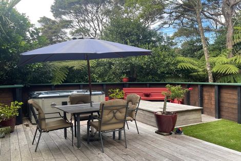 Photo of property in 214 Shaw Road, Oratia, Auckland, 0604