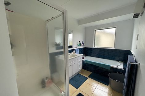 Photo of property in 81 Roberts Line, Kelvin Grove, Palmerston North, 4414