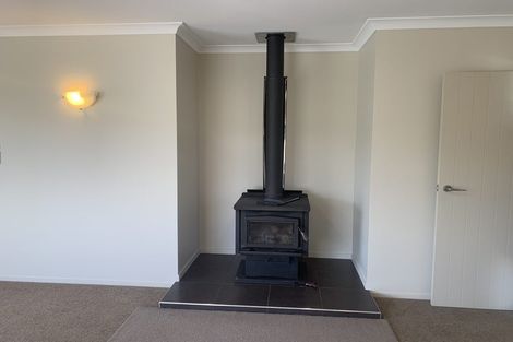 Photo of property in 99 Bing Lucas Drive, Tawa, Wellington, 5028