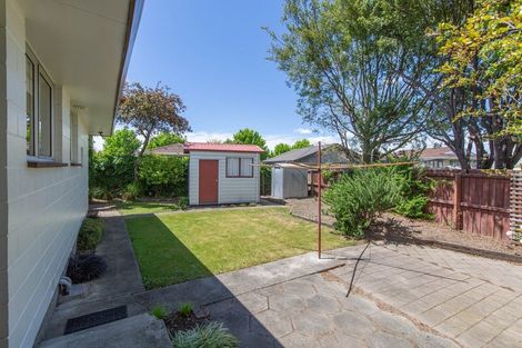 Photo of property in 2/5a Brogar Place, Casebrook, Christchurch, 8051