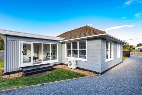 Photo of property in 17 Doreen Street, Aranui, Christchurch, 8061