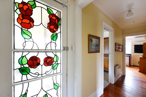 Photo of property in 143 Tasman Street, Nelson, 7010